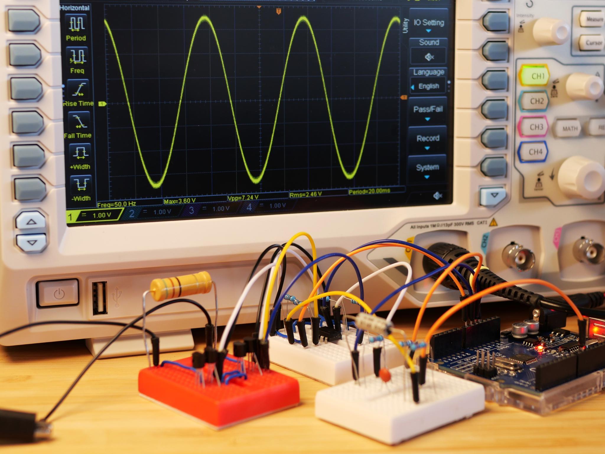 Output signal on an oscilloscope