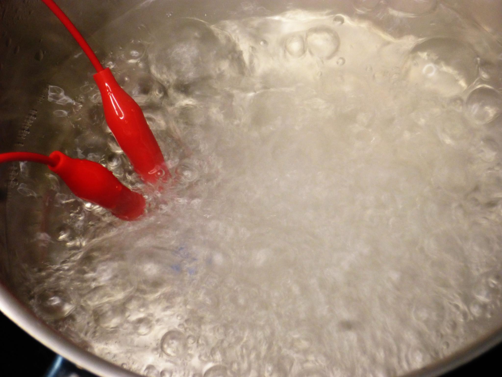 Zwei-Punkt-Kalibrierung mit kochendem Wasser